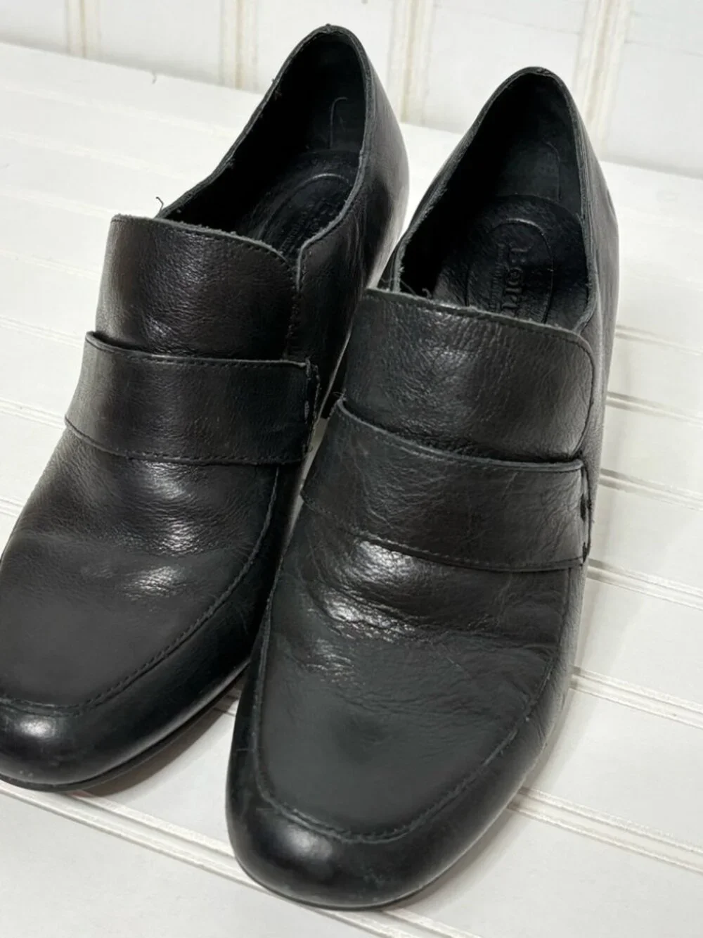 Born Women's Tyndall Pump Bootie Size 9.5 Block Heel Slip On Black Leather - Picture 4 of 9